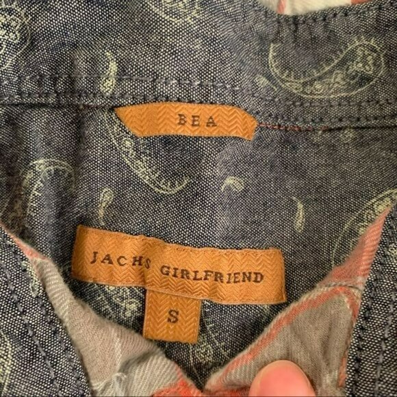 Jachs girlfriend womens size small bea long sleeve plaid button down shirt - Picture 4 of 6